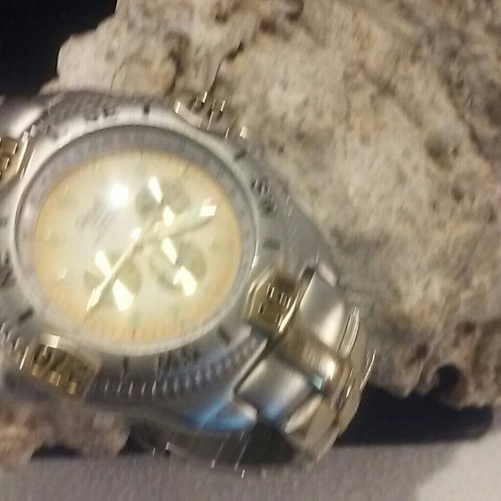 Men s watch - Picture 3 of 3